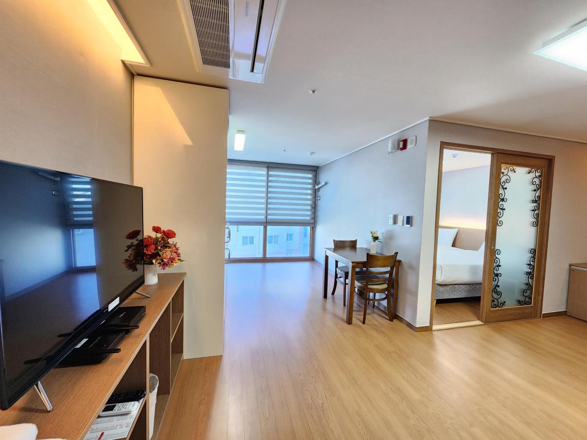 Residence Hotel K Okpo Geoje Exterior foto